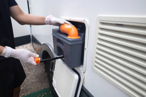 Best Portable restroom trailer rental  in Syracuse, NE